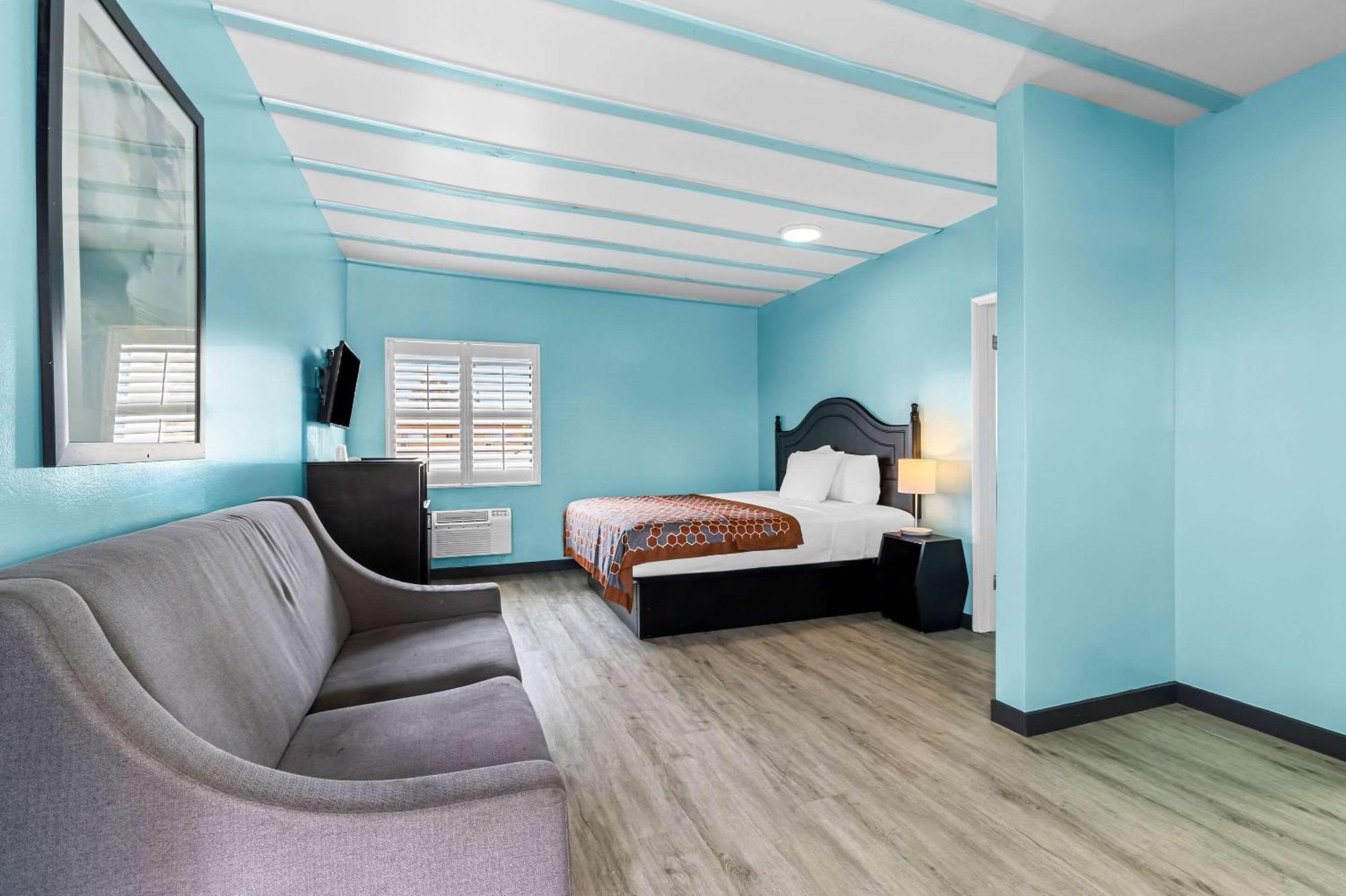 Rodeway Inn & Suites North Hollywood Burbank Airport - Universal Area Los Angeles Extérieur photo